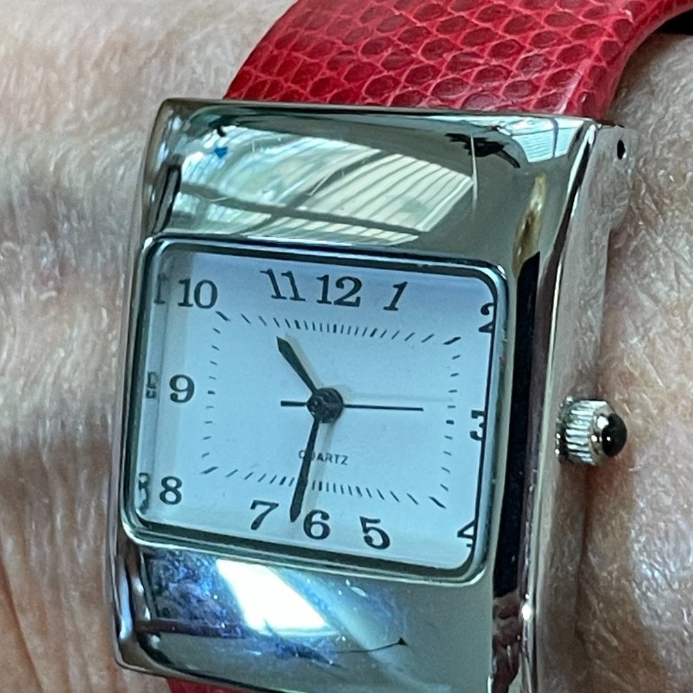 Quartz Movement Red Band Ladies Cuff Watch - Picture 11 of 11